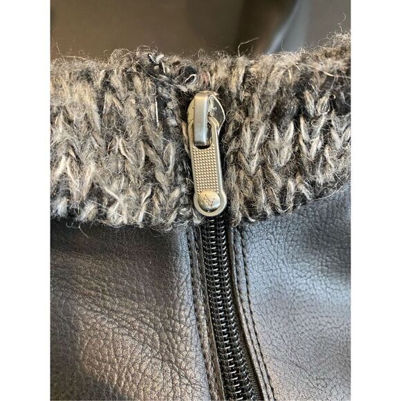 Adrienne Vittadini Black Fuax Leather Cuffed Wedge Ankle Bootie Womens Size 7 - Picture 10 of 13